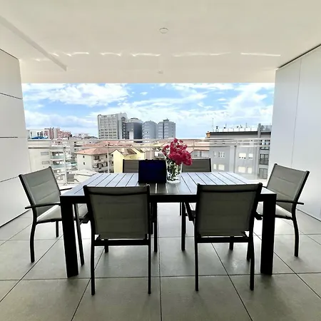 アパート Bright Flat In Prime Location リニャーノ・サッビアドーロ